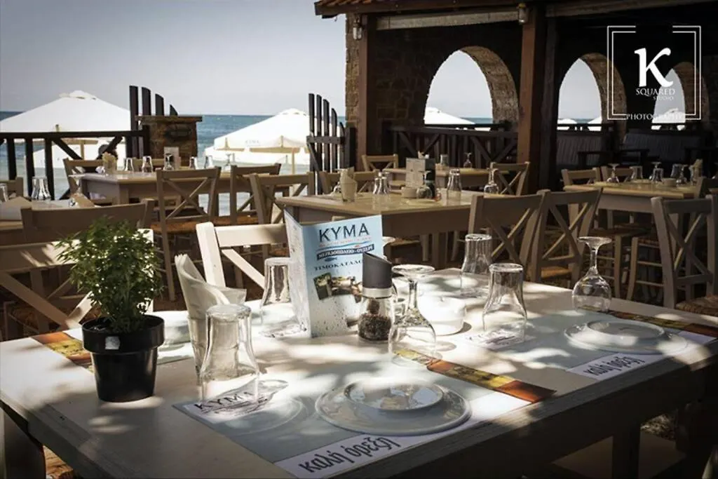 Eva Apartments Palioura 0*,